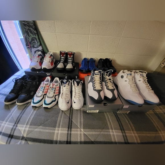 Mens Shoes - Picture 3 of 3